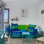Apartamento Rainbow Amadores *